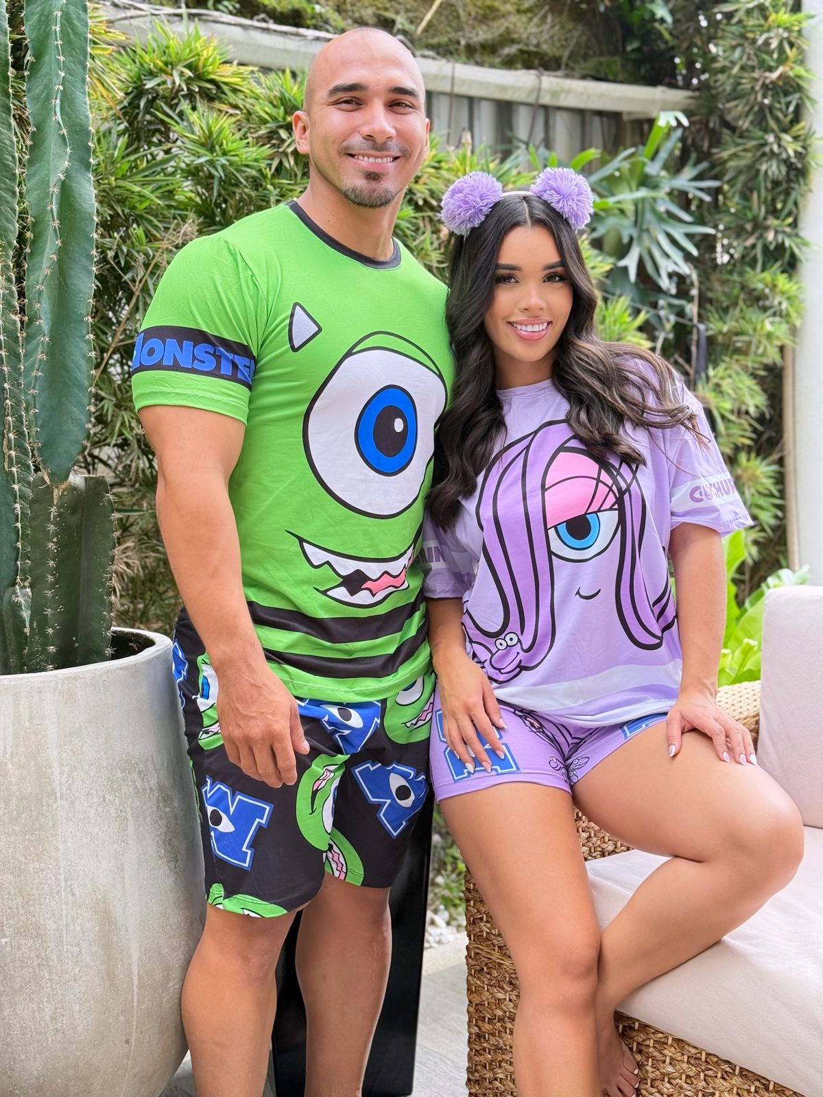 Combo Pareja (2 Pijamas Dama y Caballero Monsters)