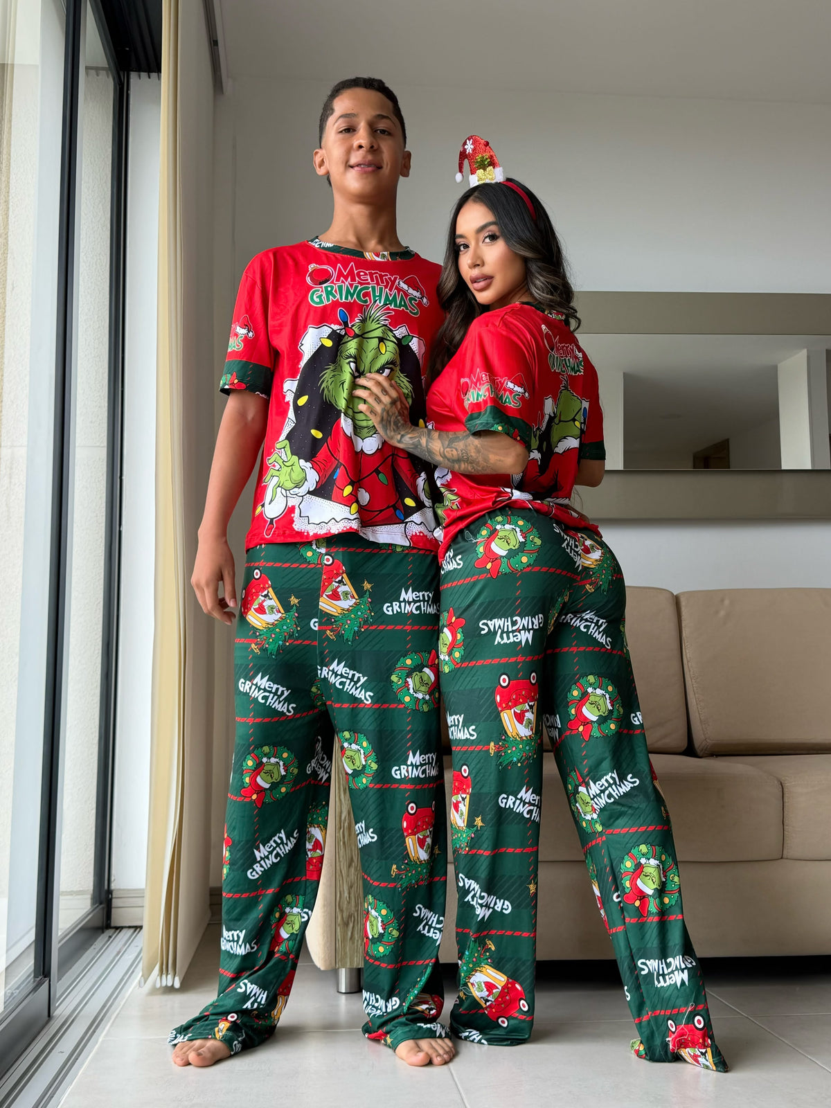 PIJAMA FAMILIA GRINCH ROJO